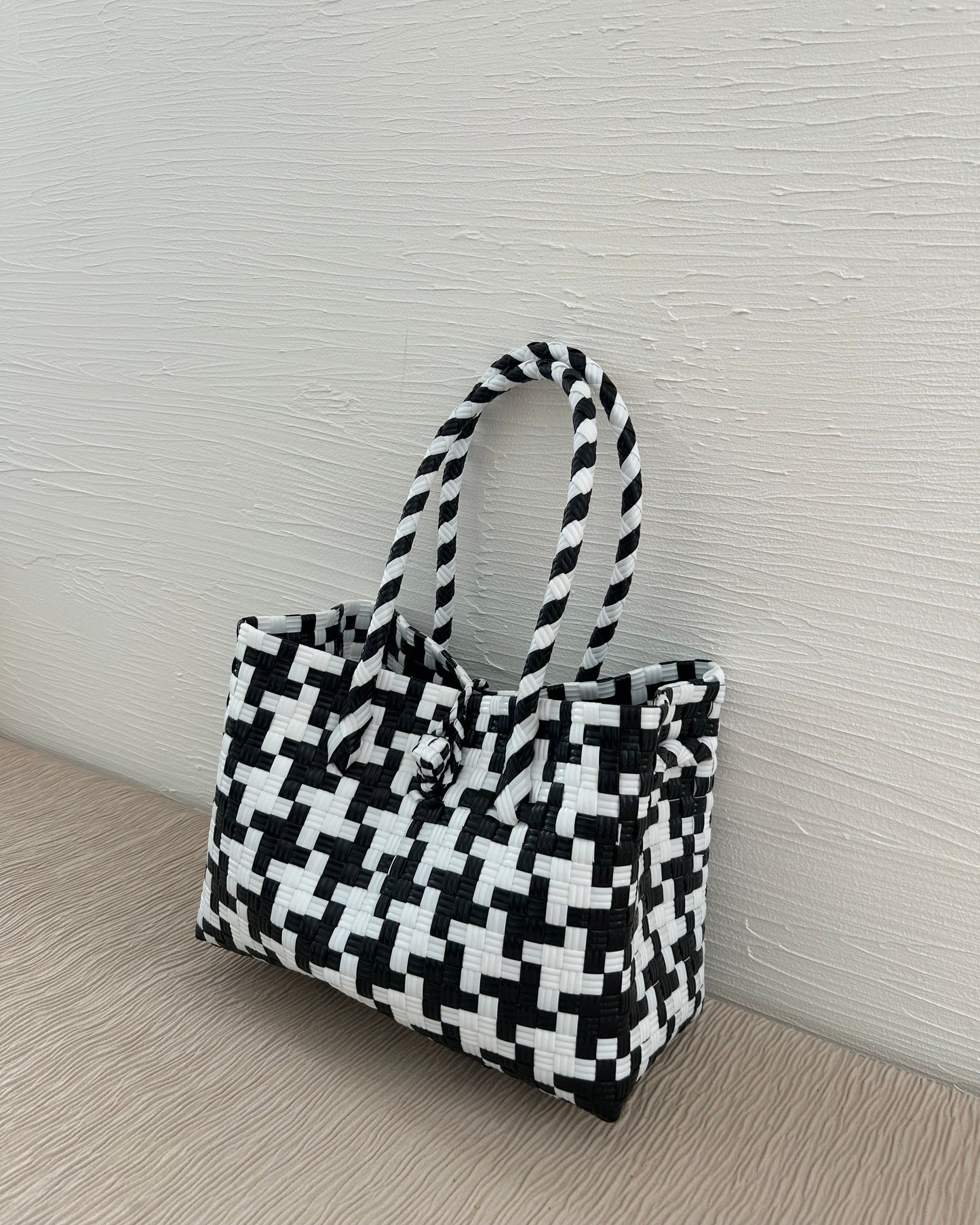 NEW プラカゴバッグ　M横長　チドリブラック