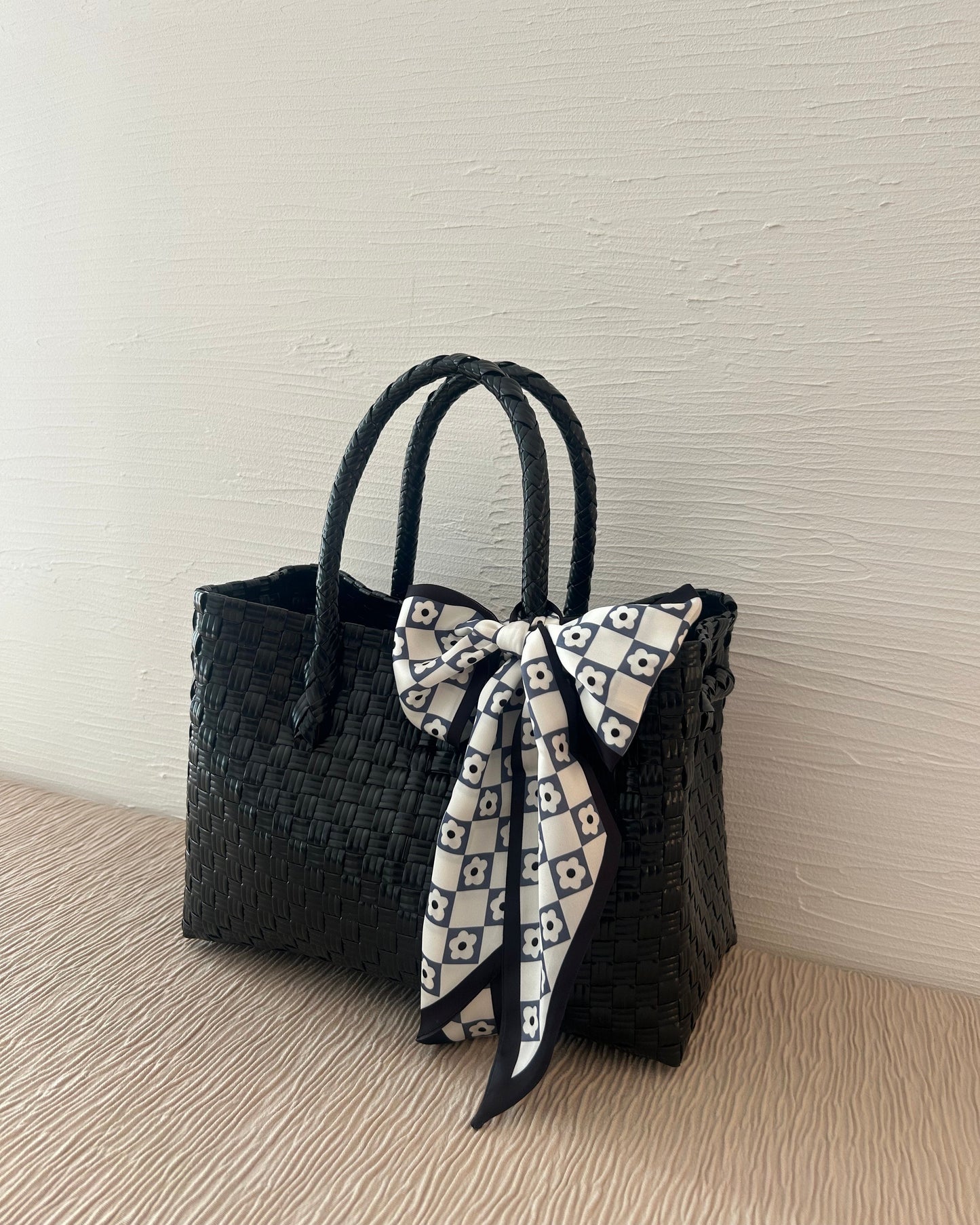 NEW プラカゴバッグ　M横長　《スカーフセット》チャコールブラック　ショートハンドル