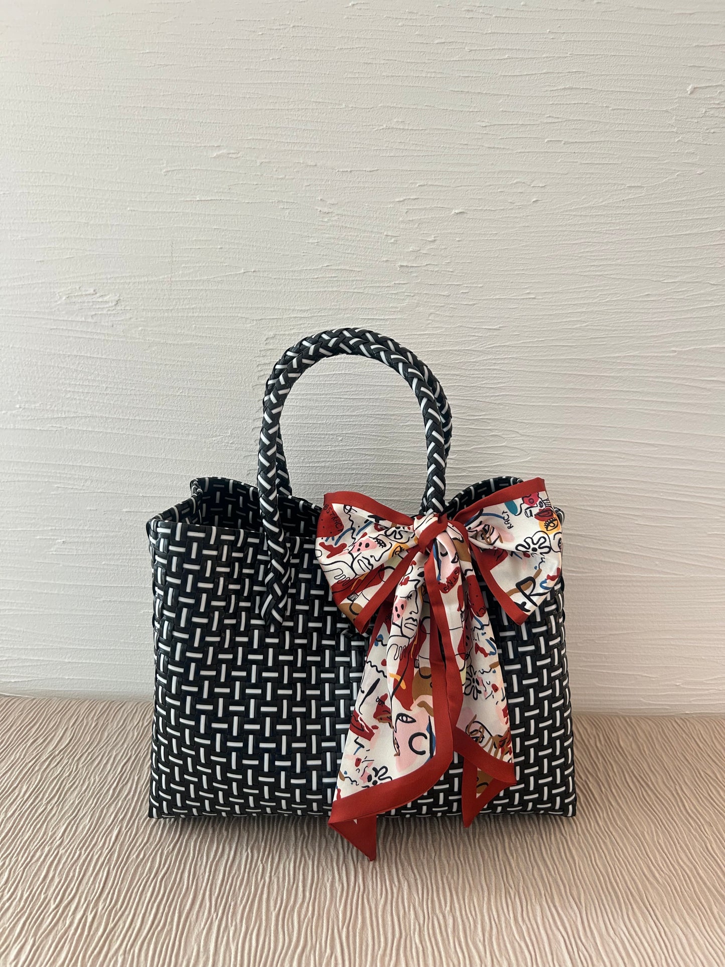 NEW プラカゴバッグ　M横長　《スカーフセット》ミッドナイトブラック　ショートハンドル